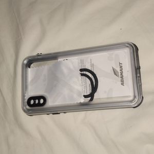 iPhone Xs Adamant case